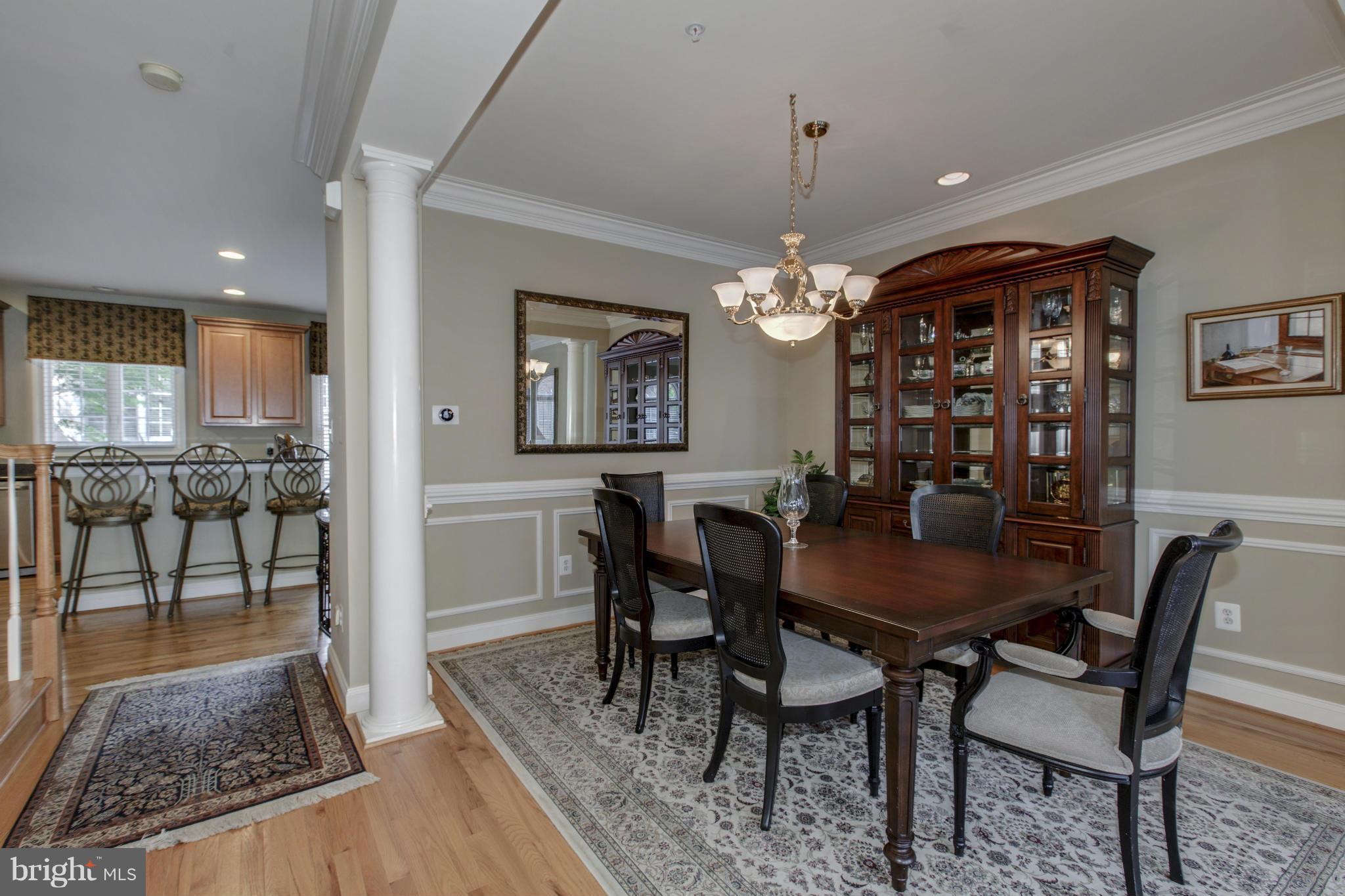 MCLEAN CREST - Residential