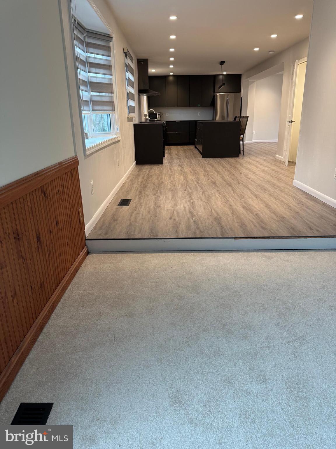 POPLAR TREE - Residential Lease