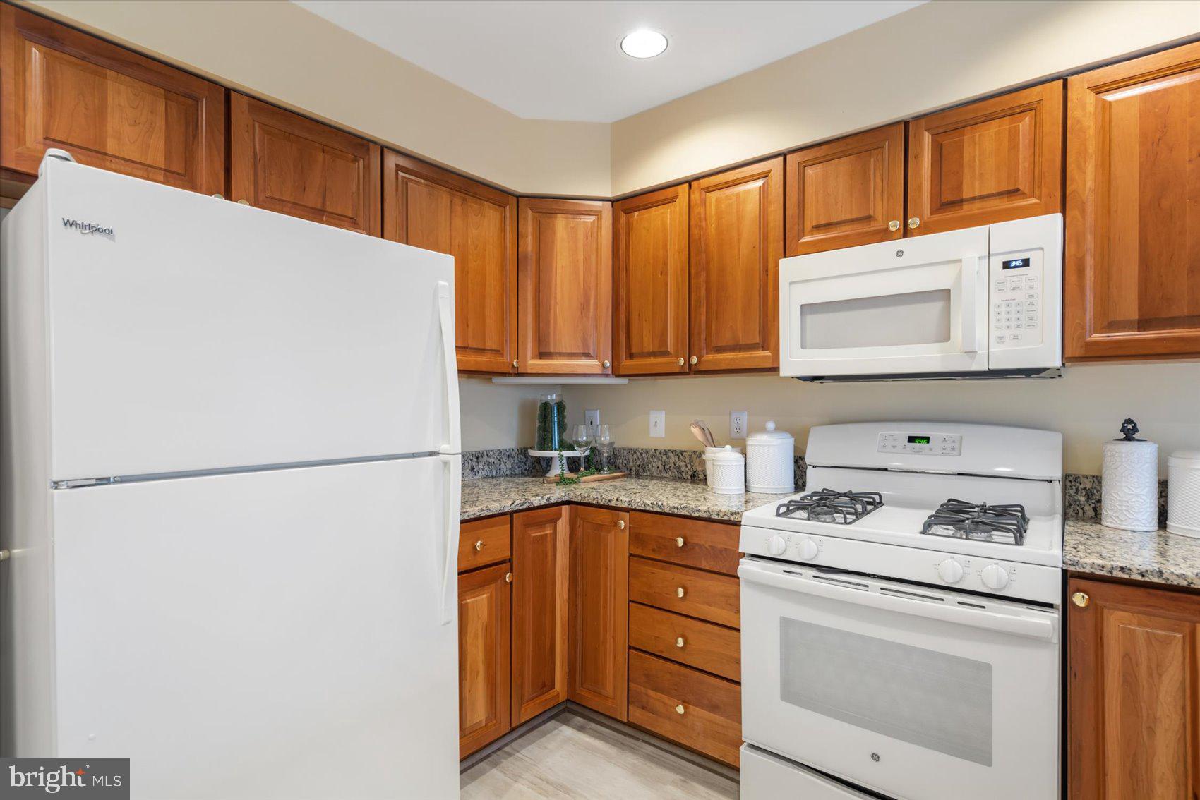 ROSSLARE RIDGE - Residential