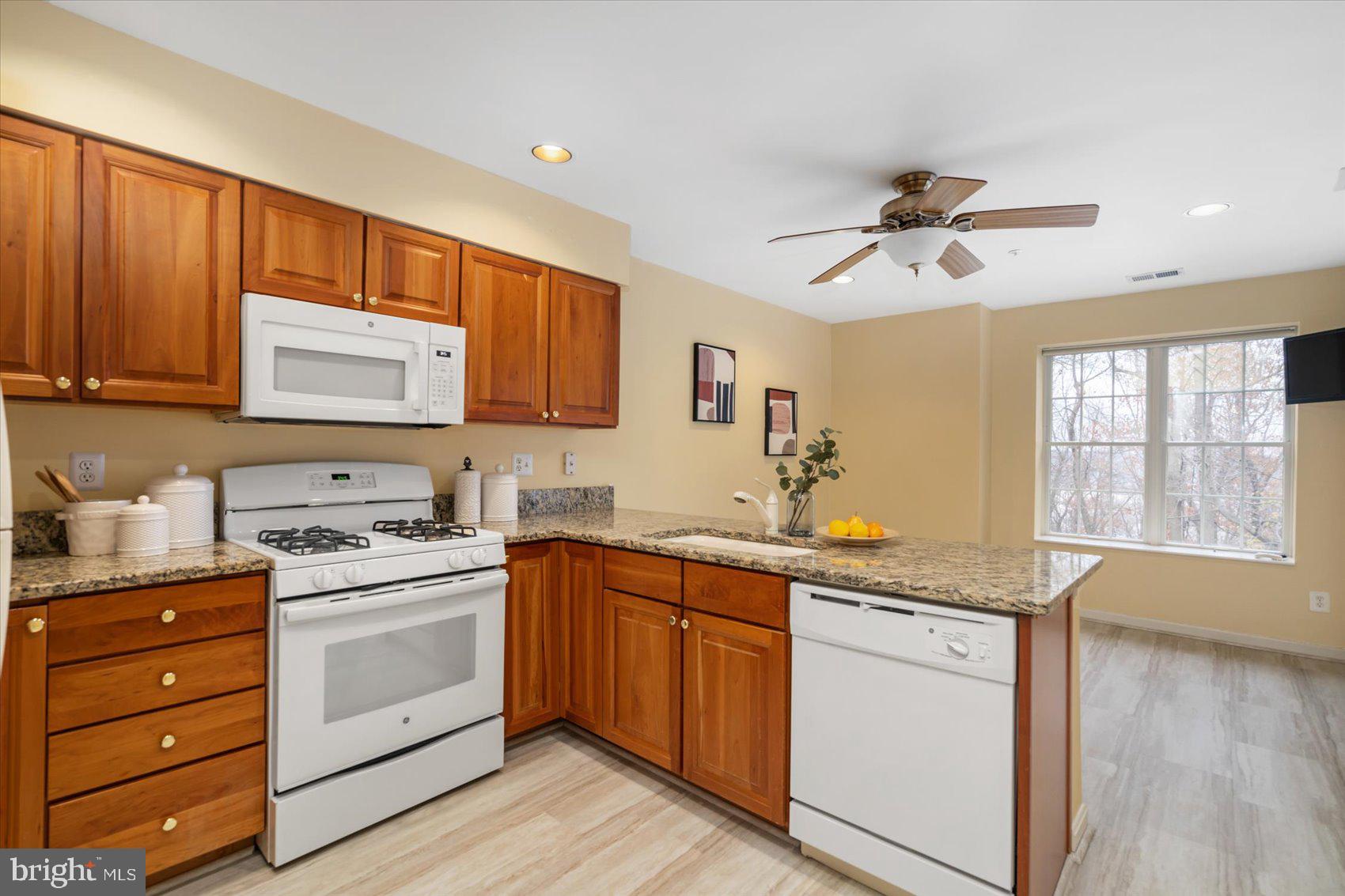 ROSSLARE RIDGE - Residential