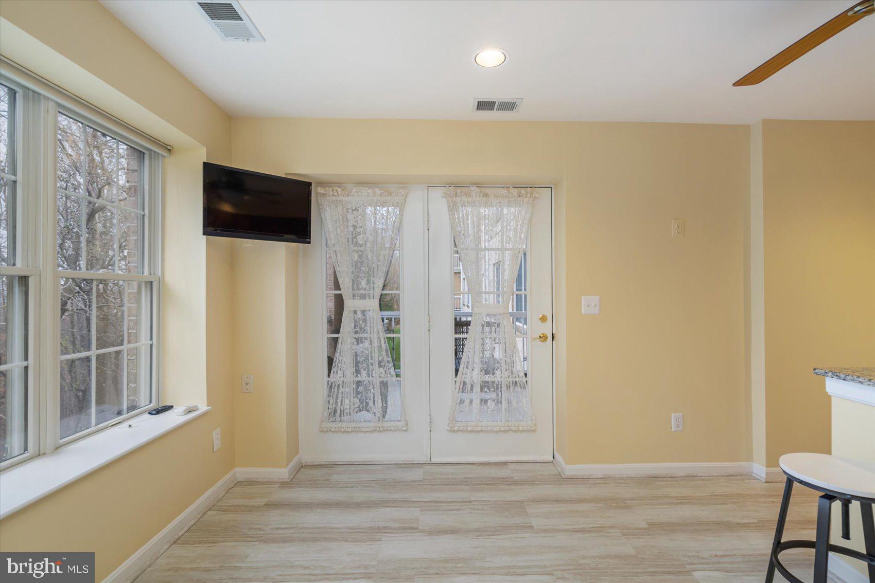 ROSSLARE RIDGE - Residential