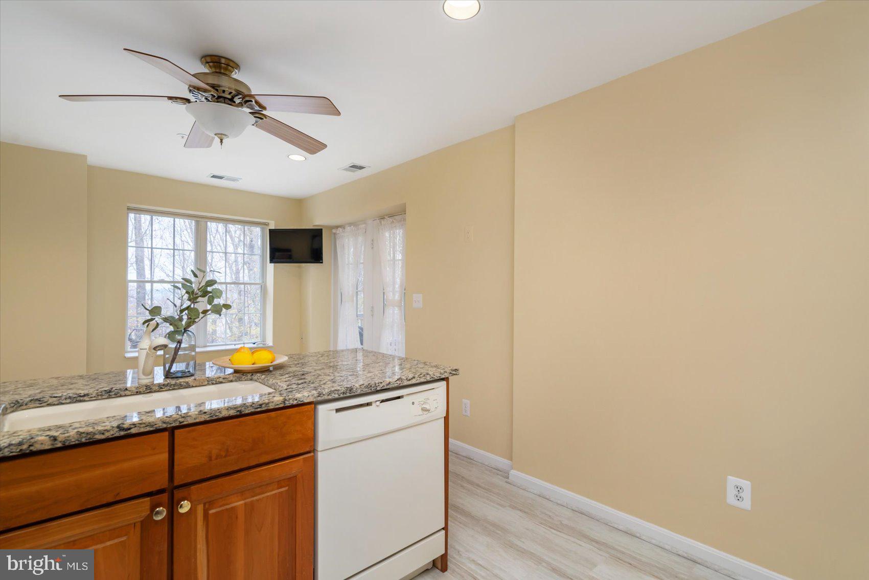 ROSSLARE RIDGE - Residential