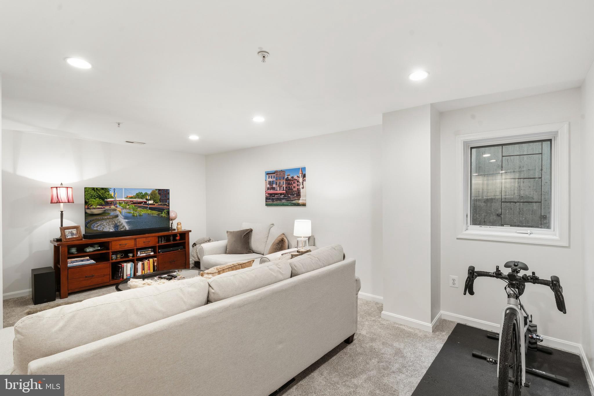 DOWNTOWN FREDERICK - Residential