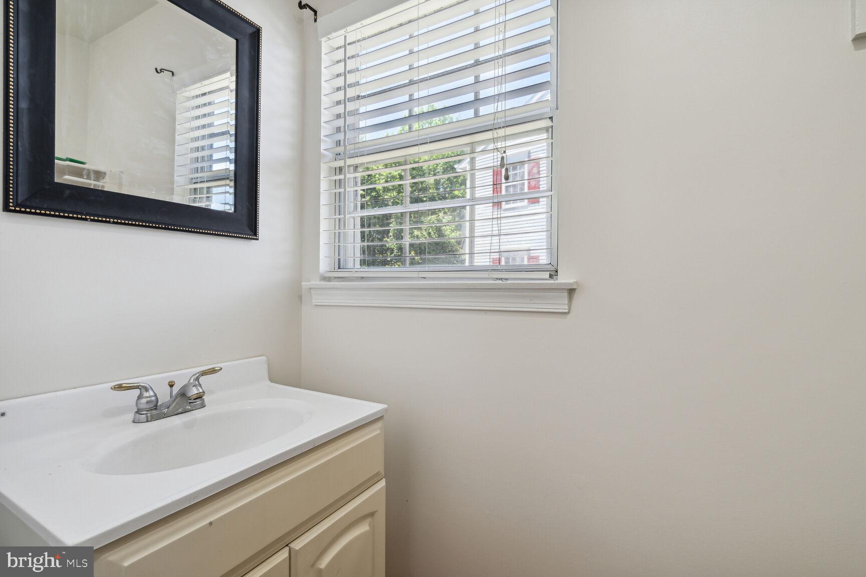 WOODLAWN MEWS - Residential