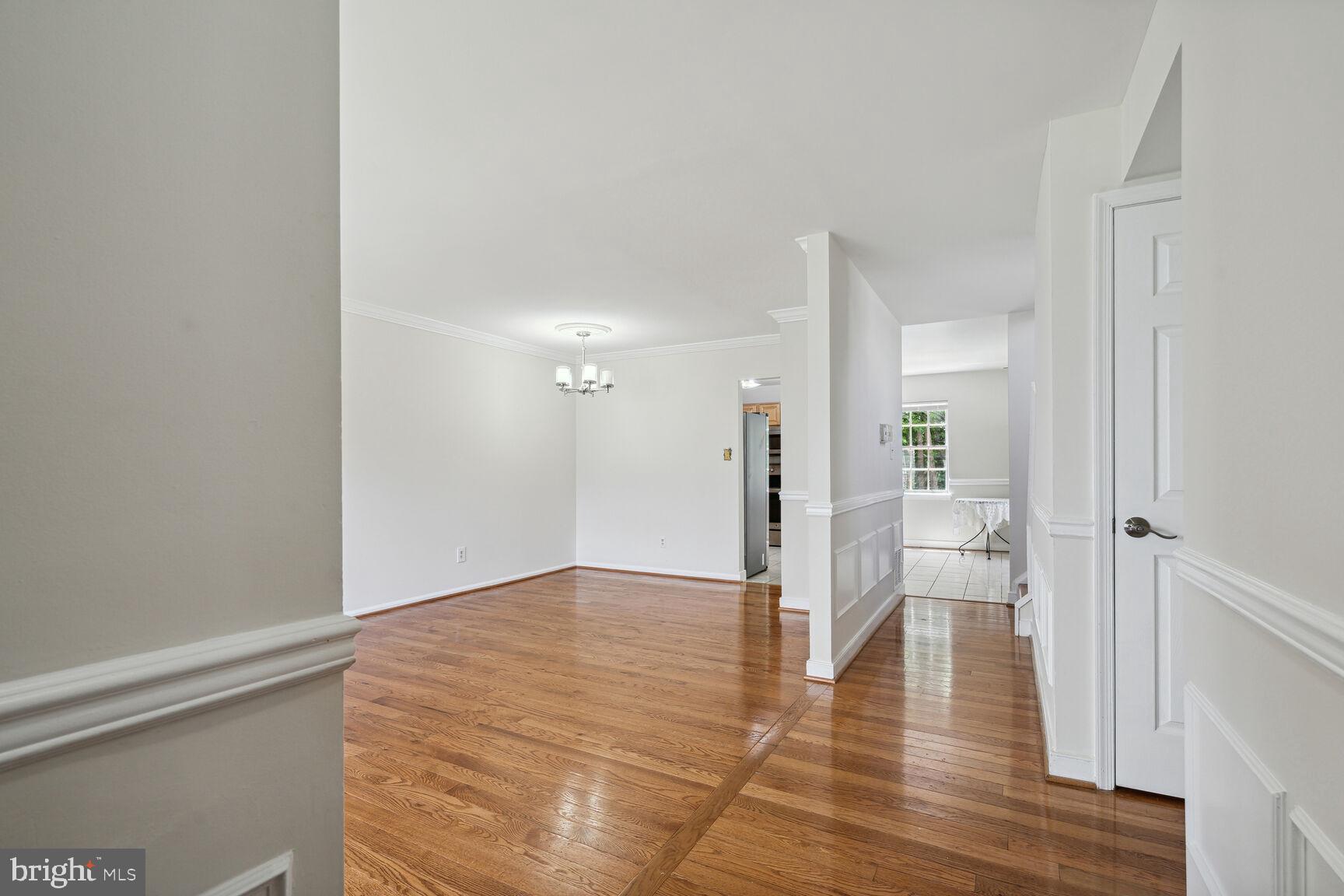 WOODLAWN MEWS - Residential