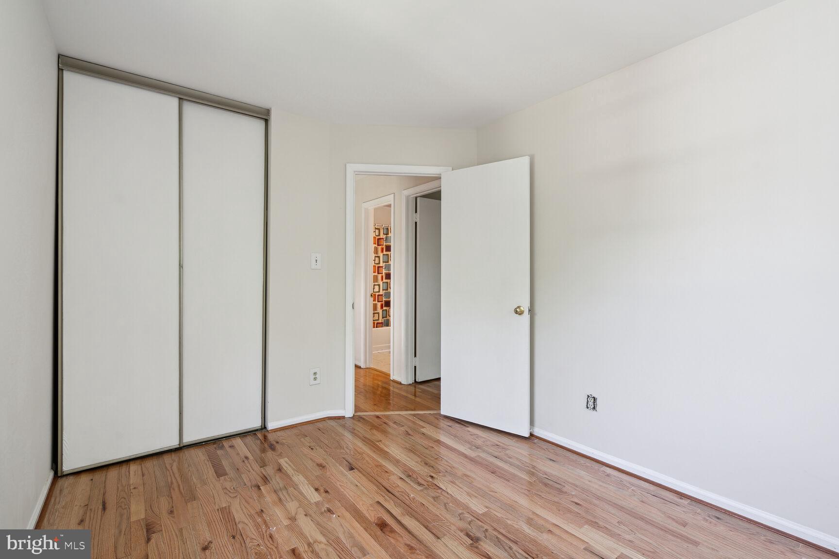 WOODLAWN MEWS - Residential