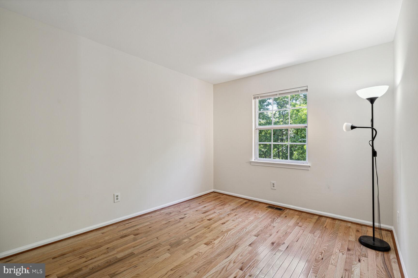 WOODLAWN MEWS - Residential