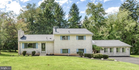 Homes For Sale - 10129 Lake Haven Court<br/> BURKE, VA 22015