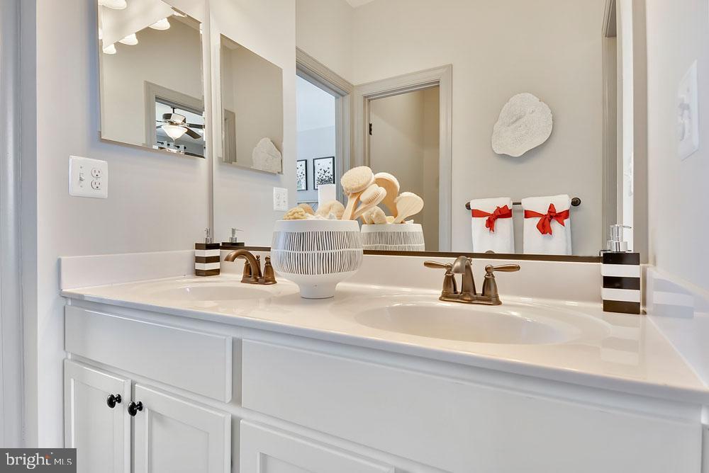 SUNRISE HILLS - Residential