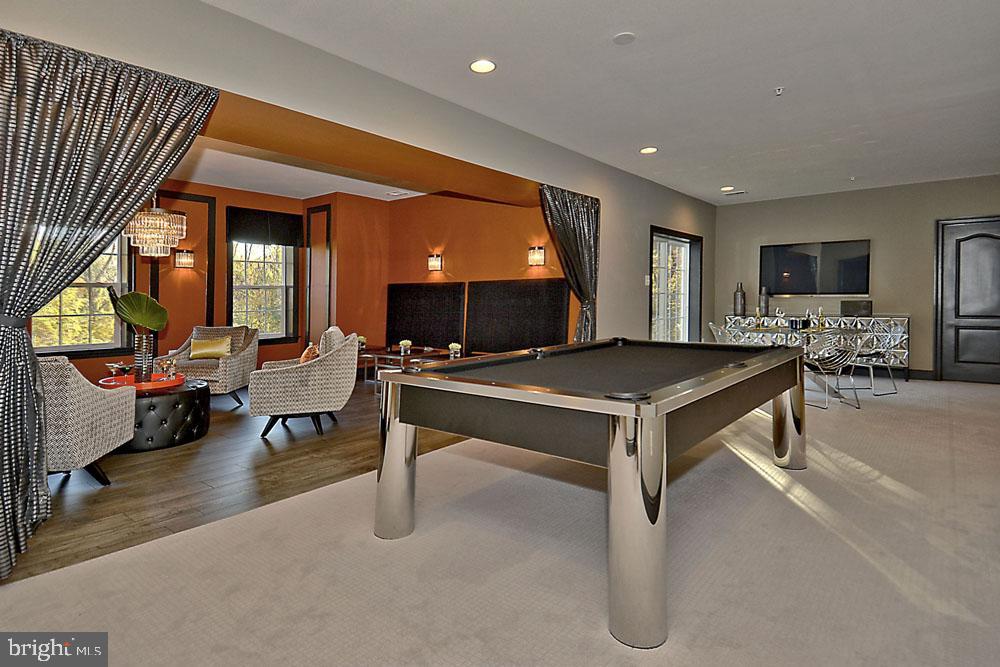 SUNRISE HILLS - Residential