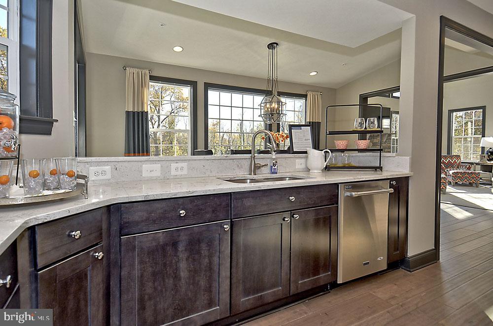 SUNRISE HILLS - Residential