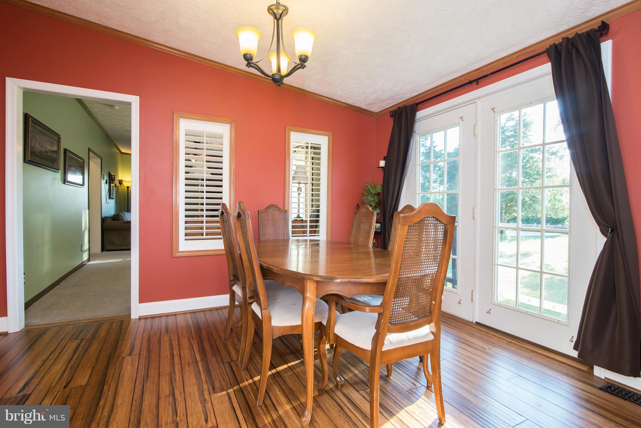 HIDDEN RIVER - Residential