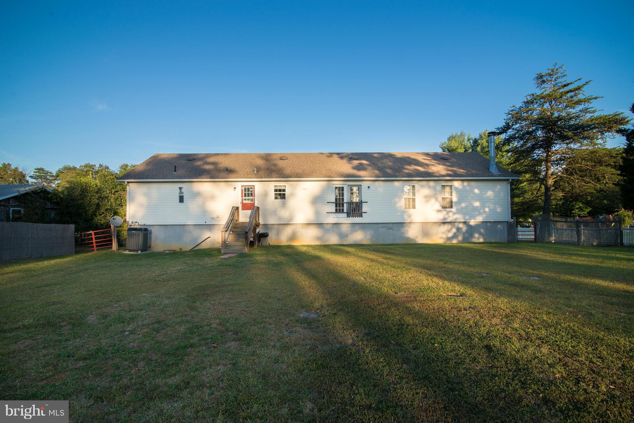 HIDDEN RIVER - Residential