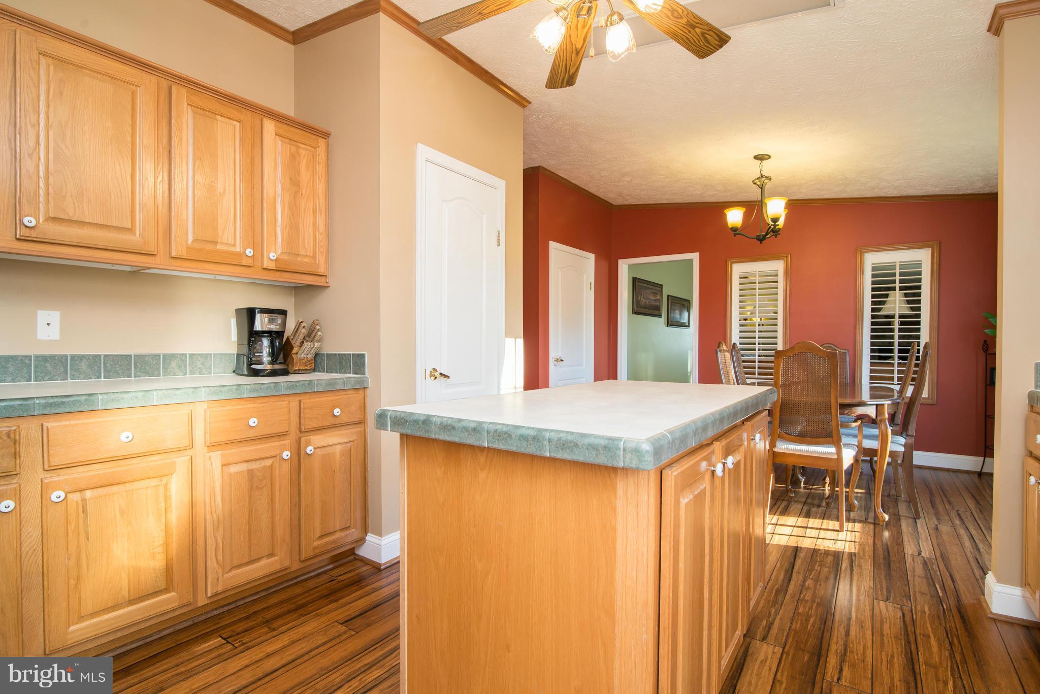 HIDDEN RIVER - Residential