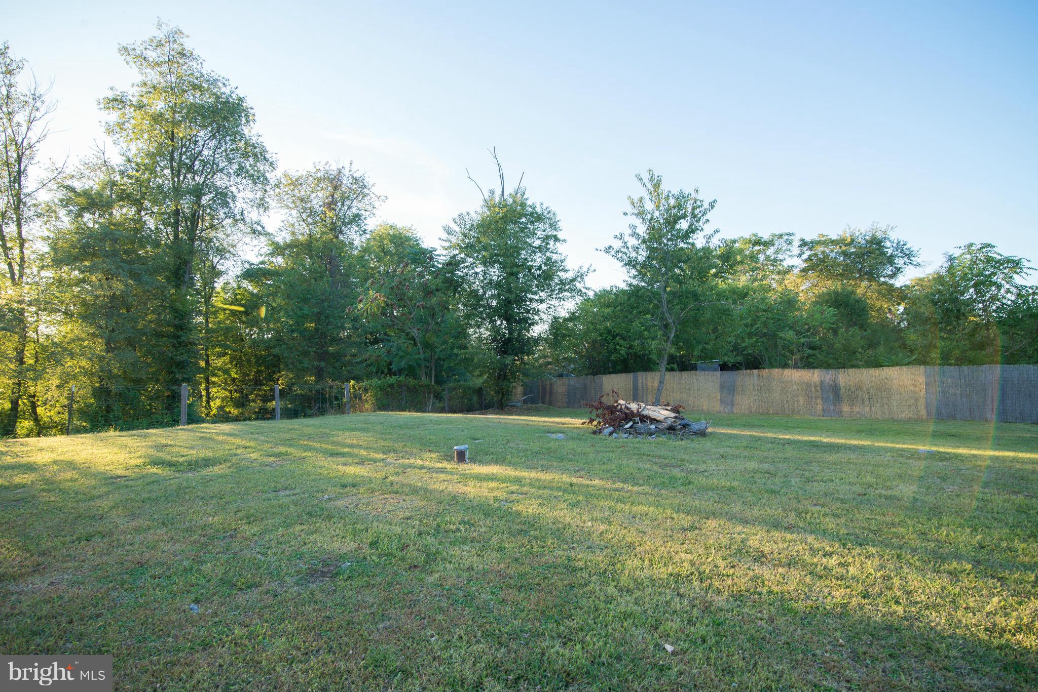 HIDDEN RIVER - Residential