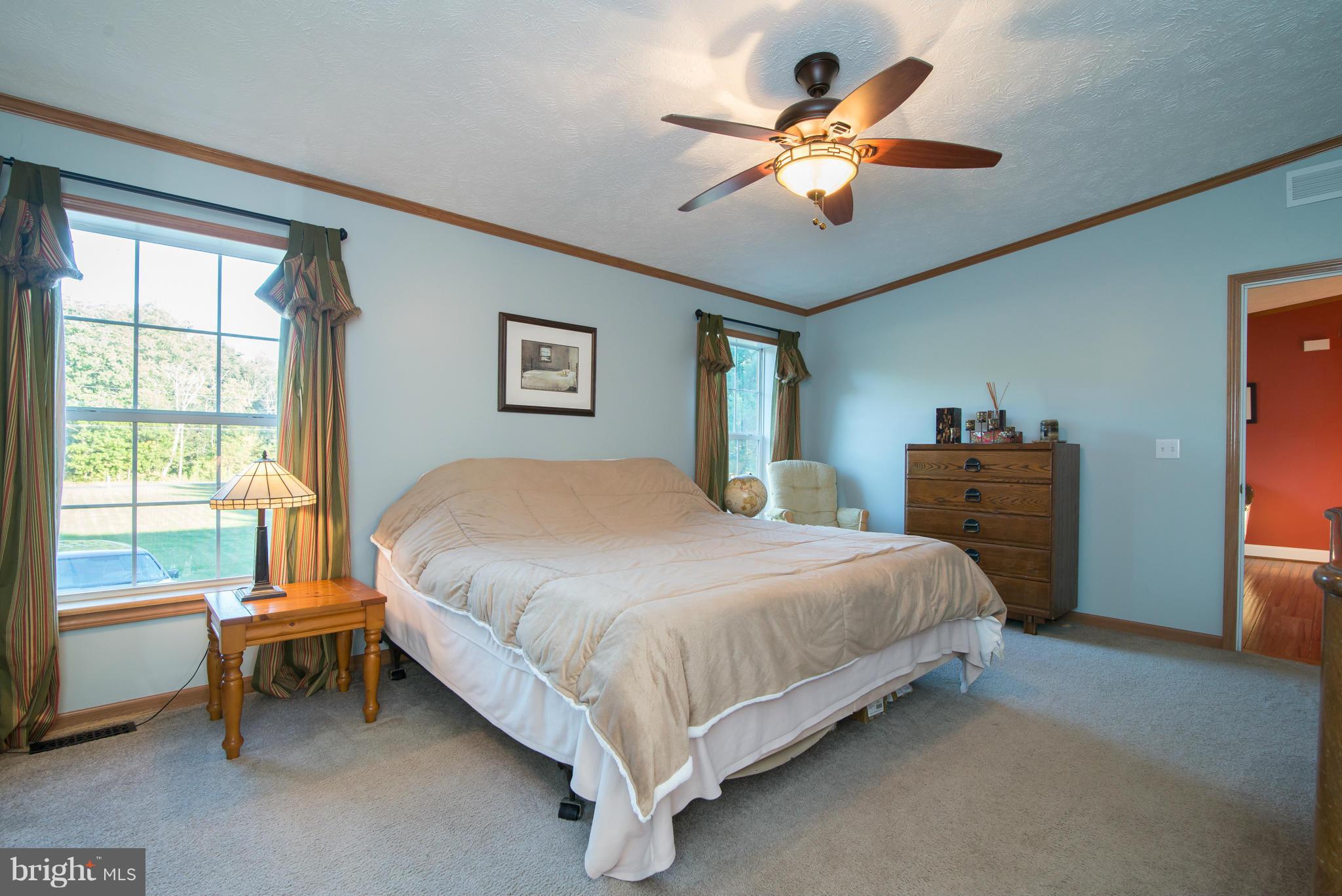 HIDDEN RIVER - Residential