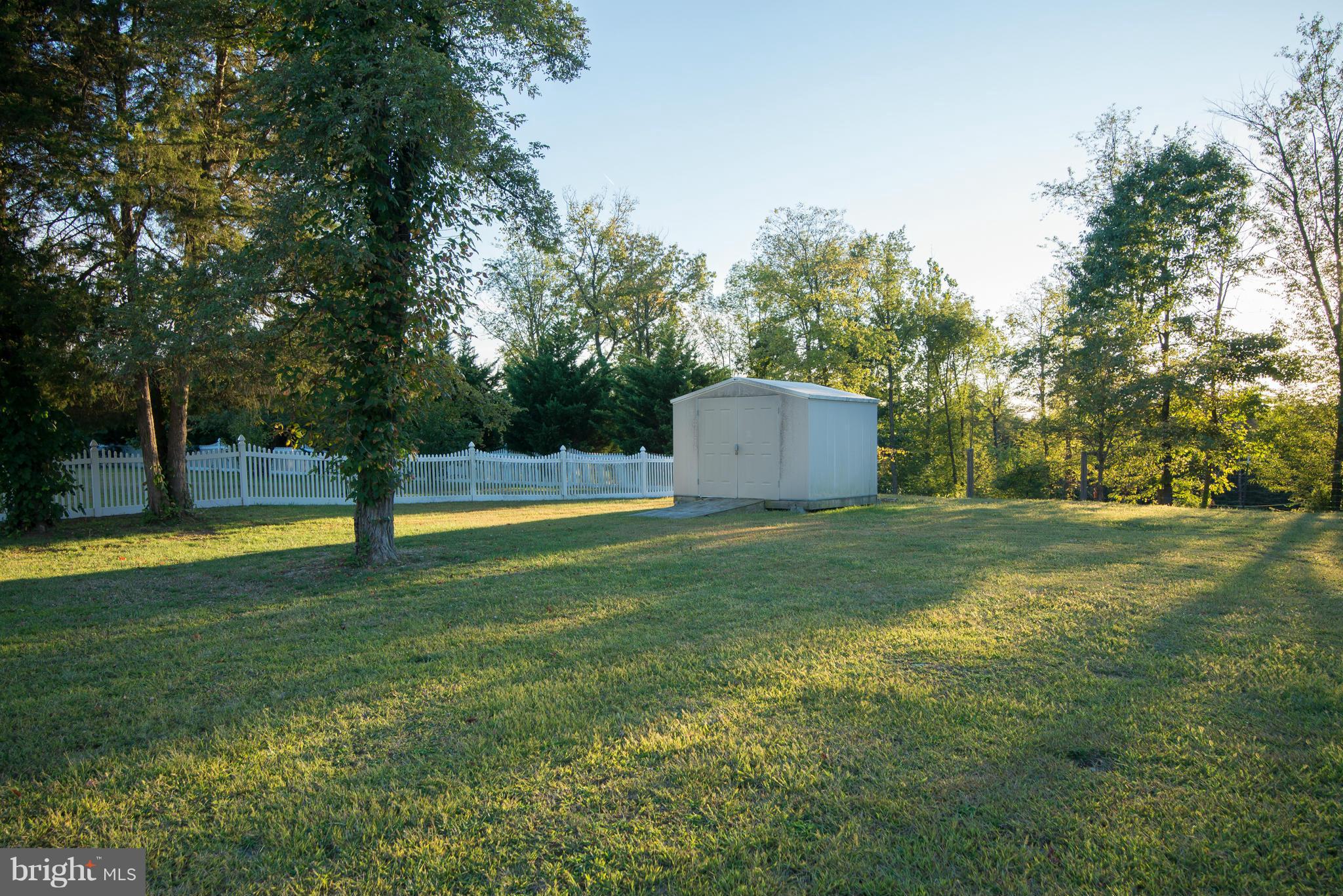 HIDDEN RIVER - Residential