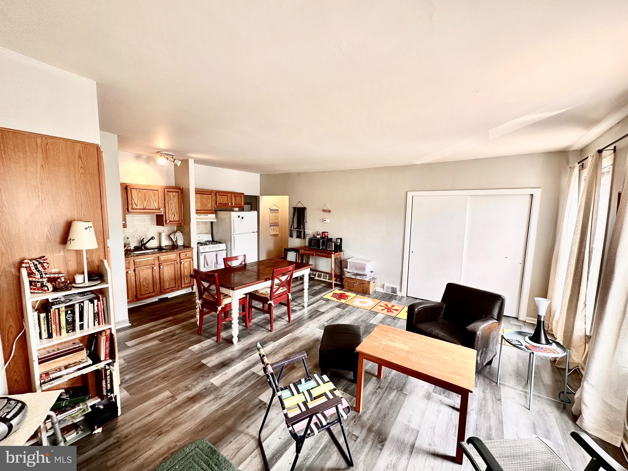 MANAYUNK - Residential Lease