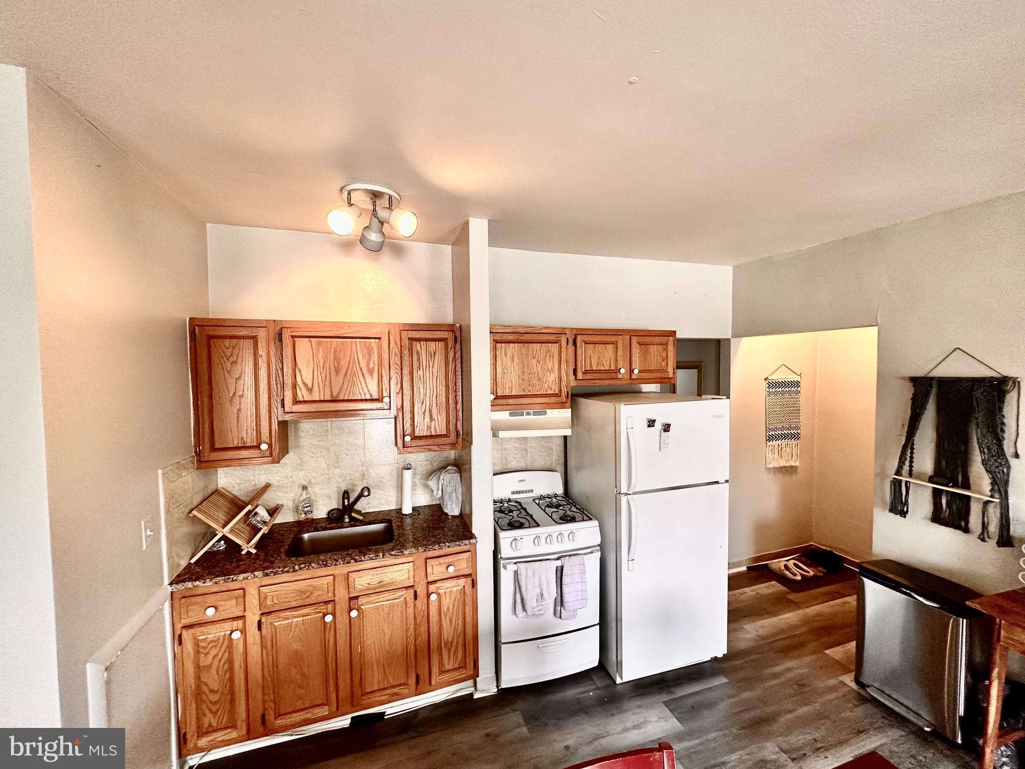 MANAYUNK - Residential Lease