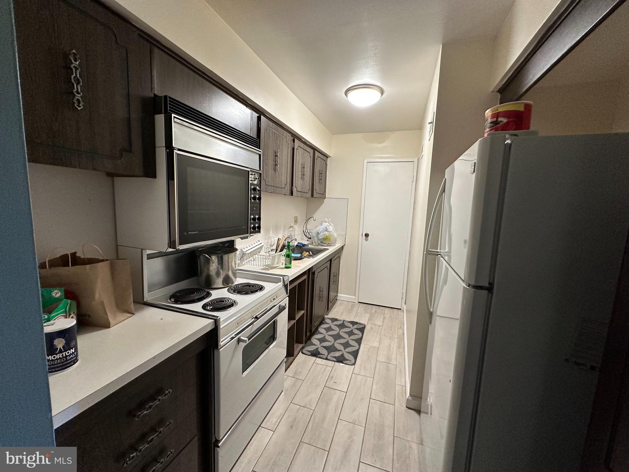 RHAWNHURST - Residential