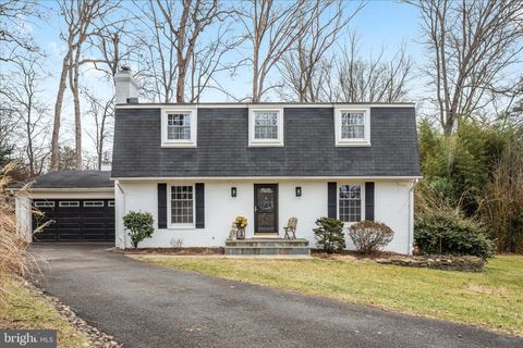 1002 KERGE COURT SE VIENNA VA 22180