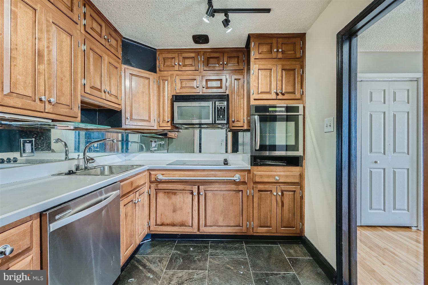 MOUNT VERNON PLACE HISTORIC DISTRICT - Residential