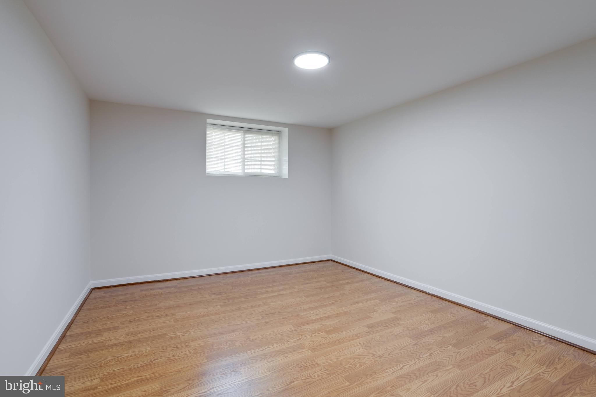 CANTERBURY WOODS - Residential