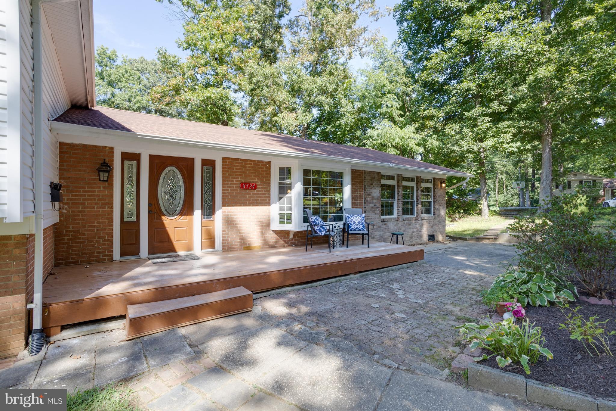 CANTERBURY WOODS - Residential