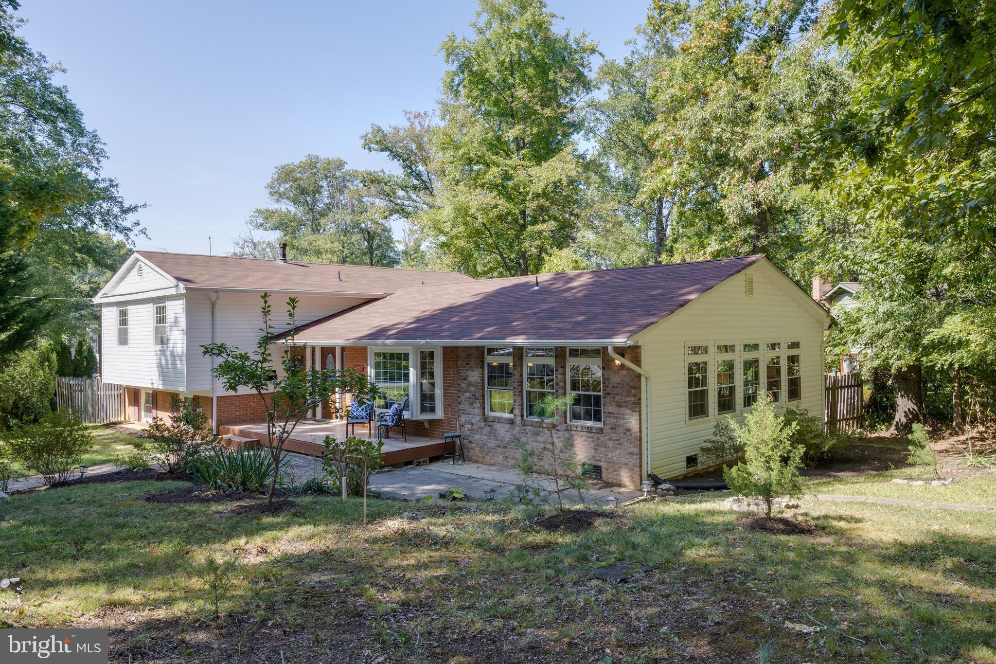 CANTERBURY WOODS - Residential