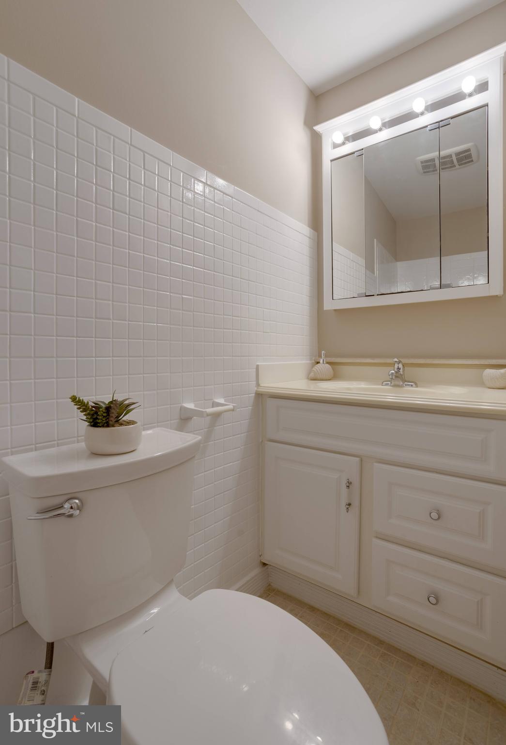 CANTERBURY WOODS - Residential