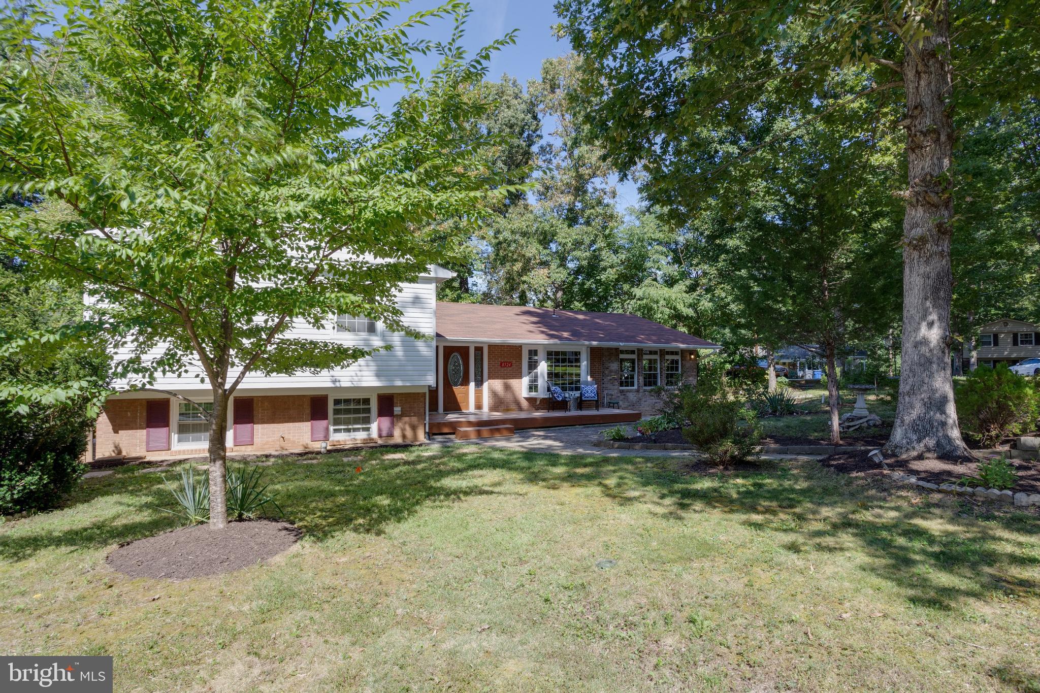 CANTERBURY WOODS - Residential