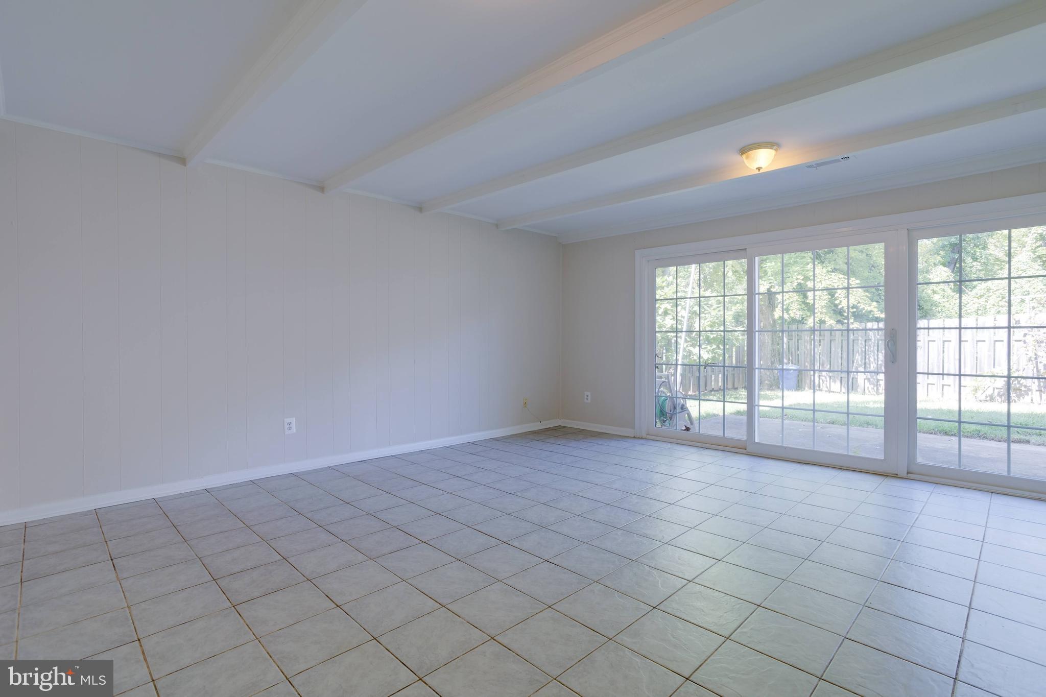 CANTERBURY WOODS - Residential