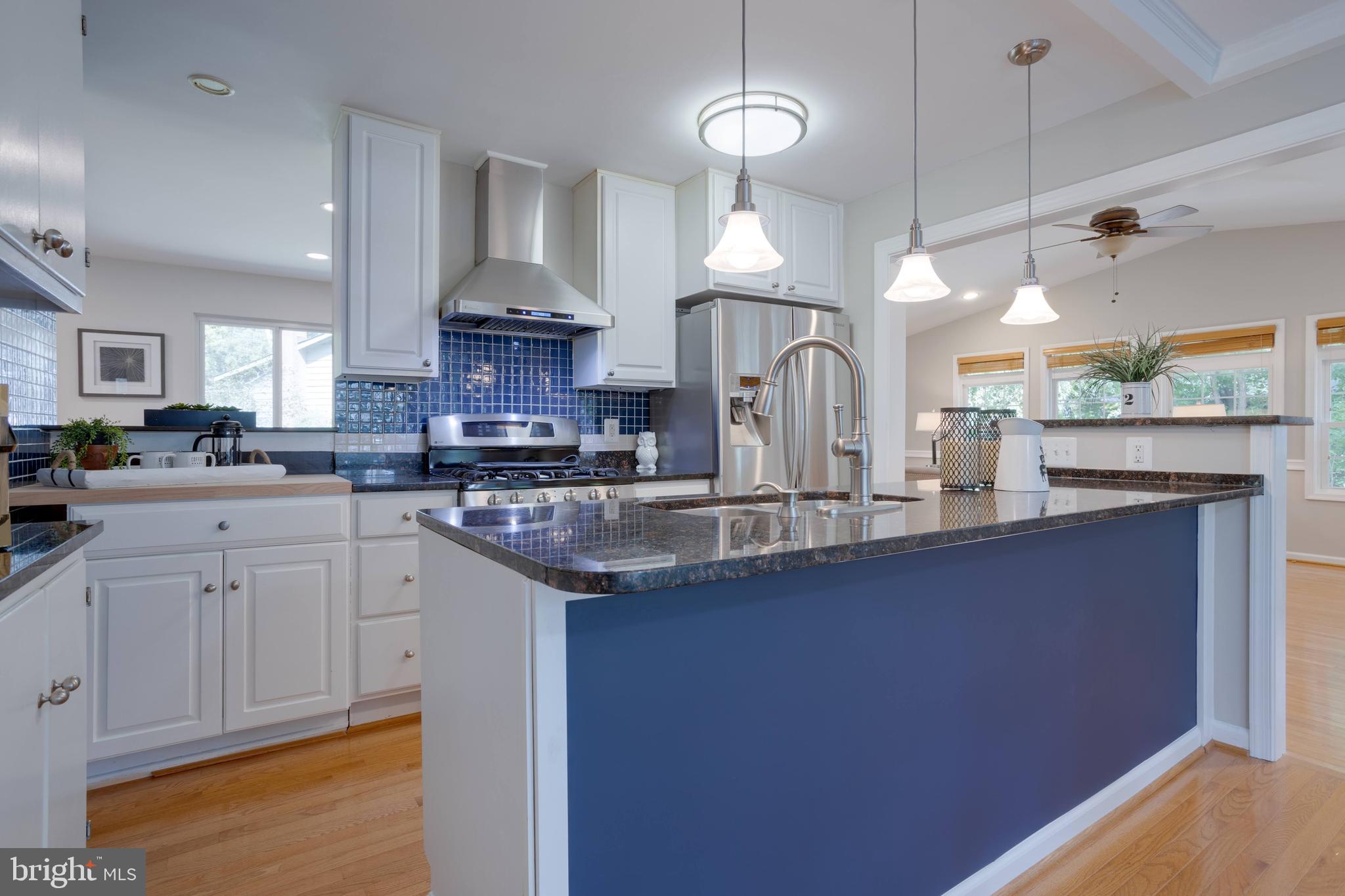 CANTERBURY WOODS - Residential