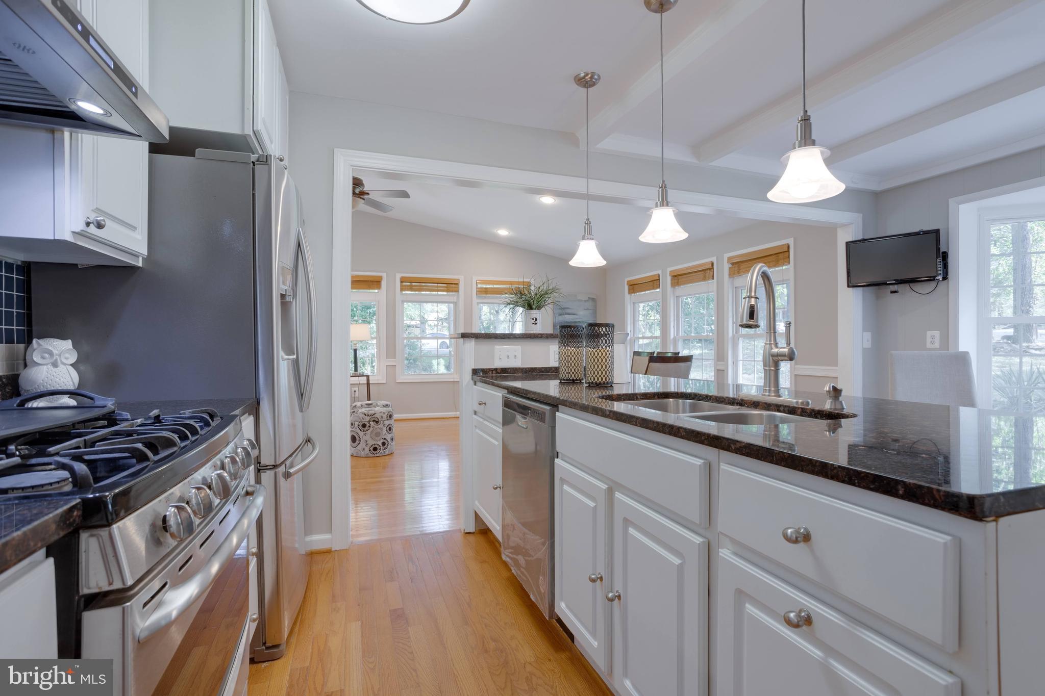 CANTERBURY WOODS - Residential