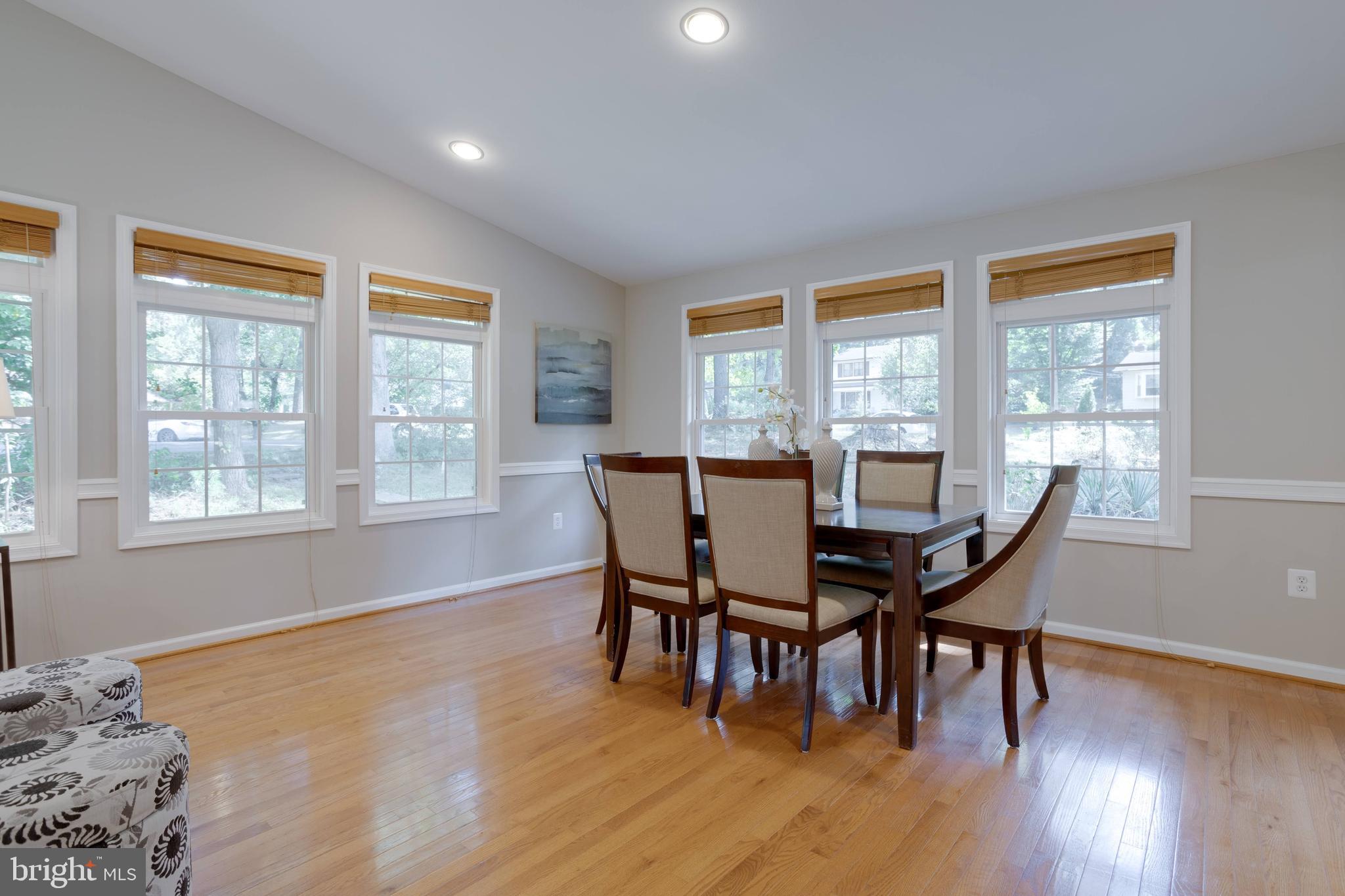 CANTERBURY WOODS - Residential