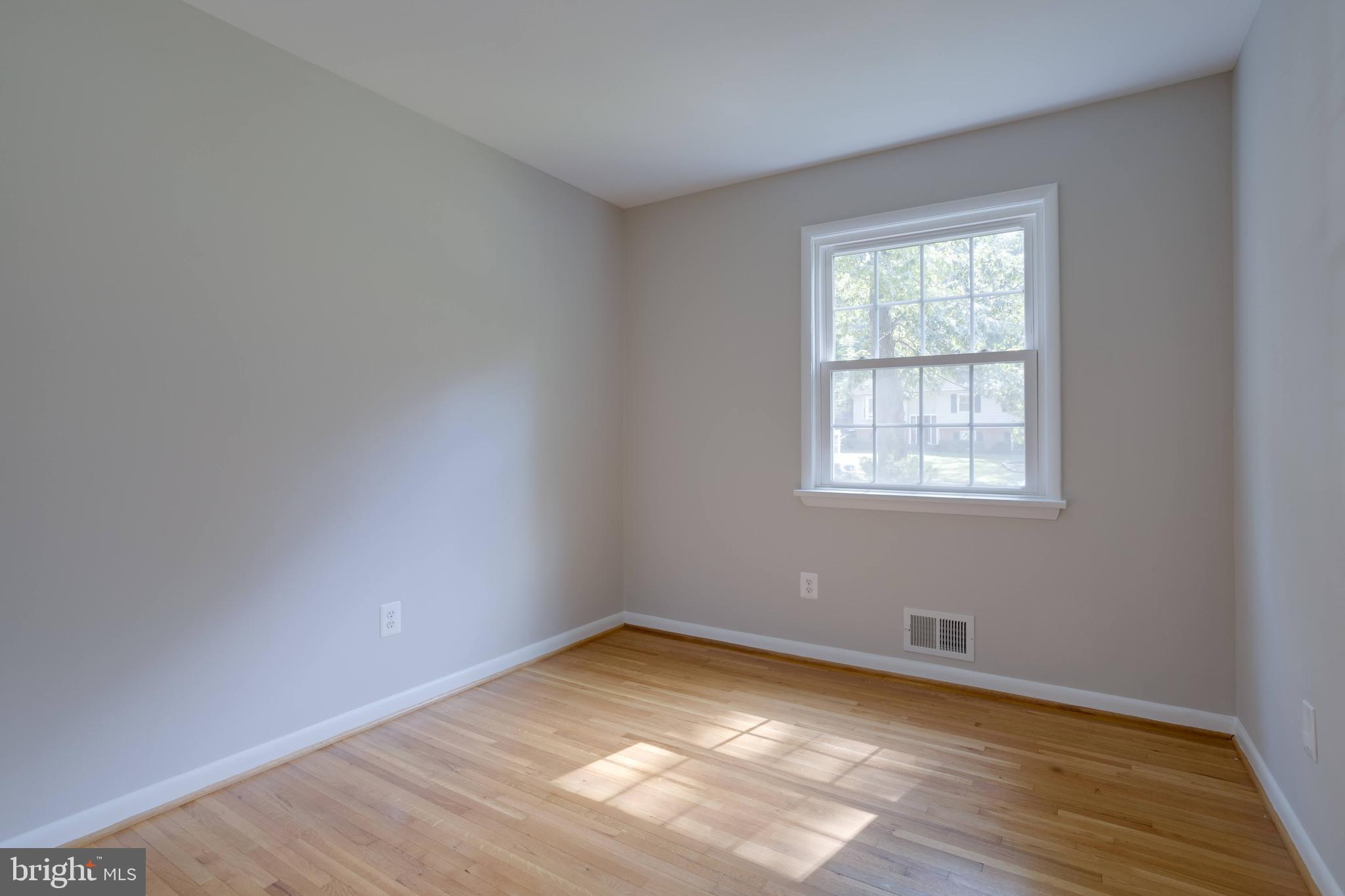 CANTERBURY WOODS - Residential