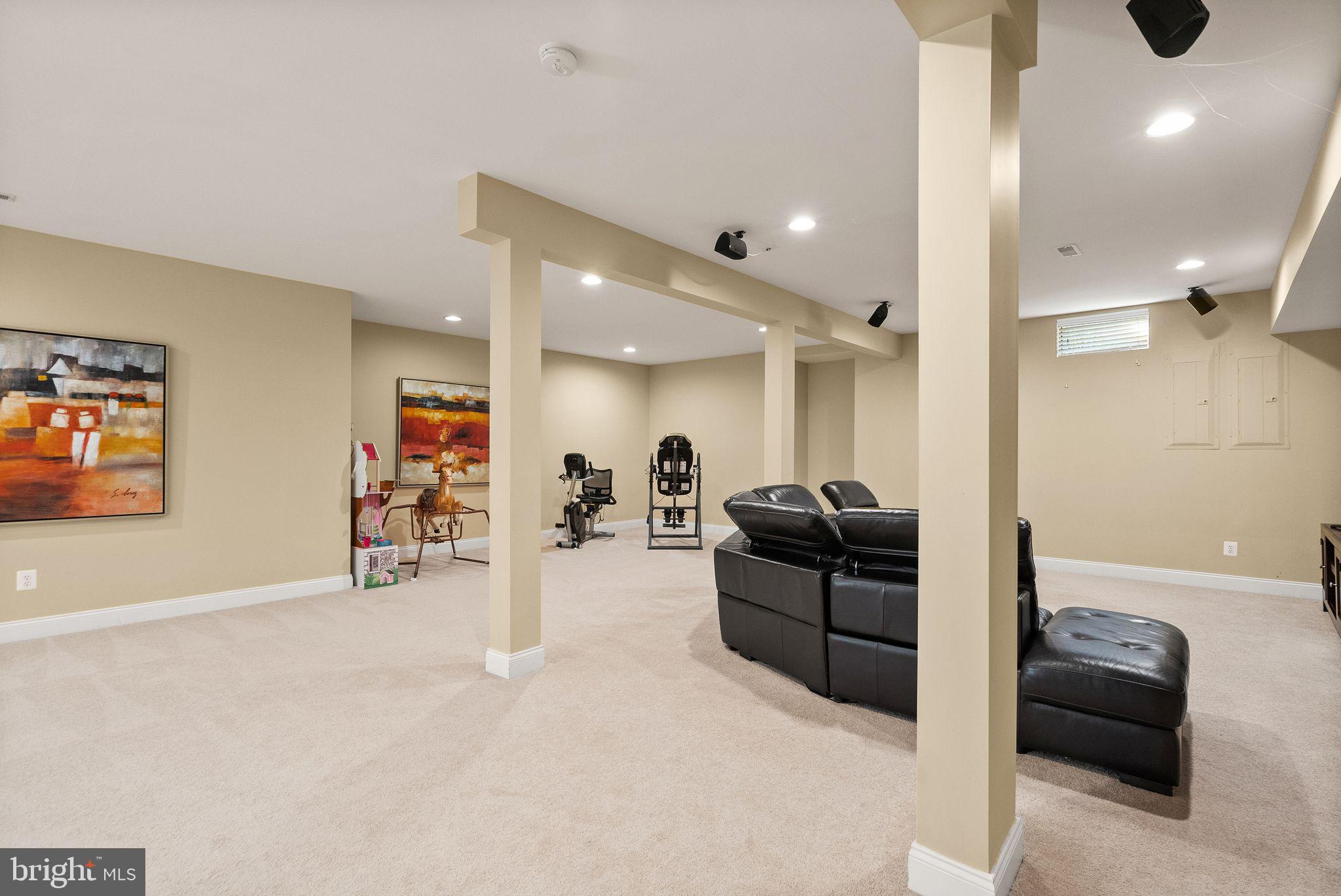 DOMINION VALLEY COUNTRY CLUB - Residential