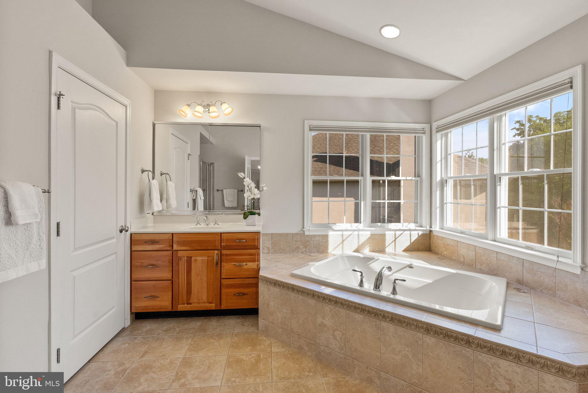 DOMINION VALLEY COUNTRY CLUB - Residential