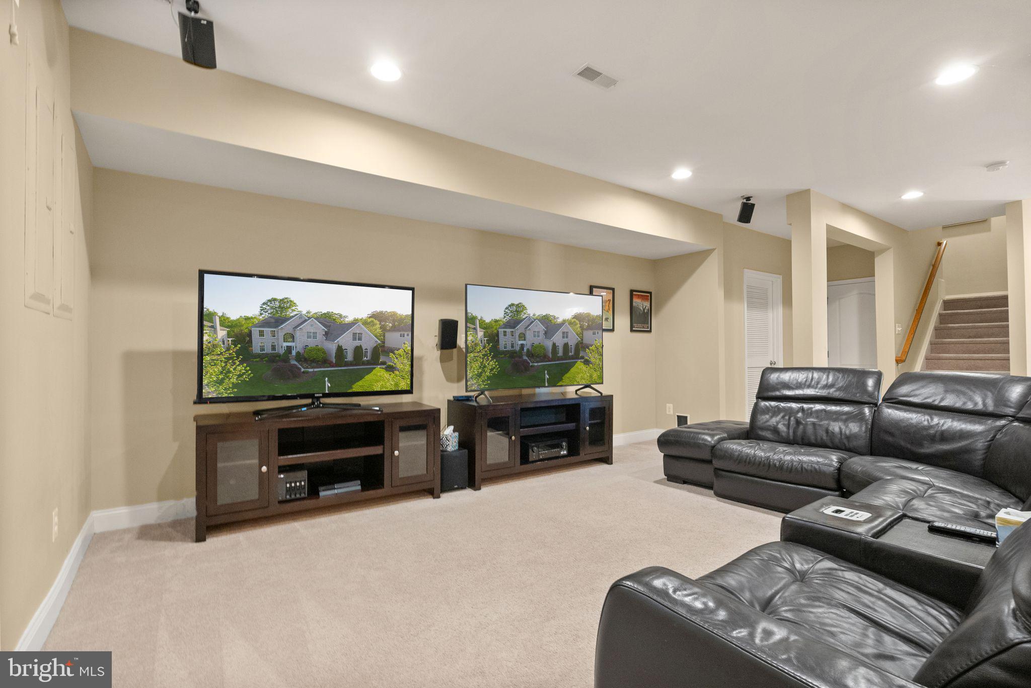 DOMINION VALLEY COUNTRY CLUB - Residential