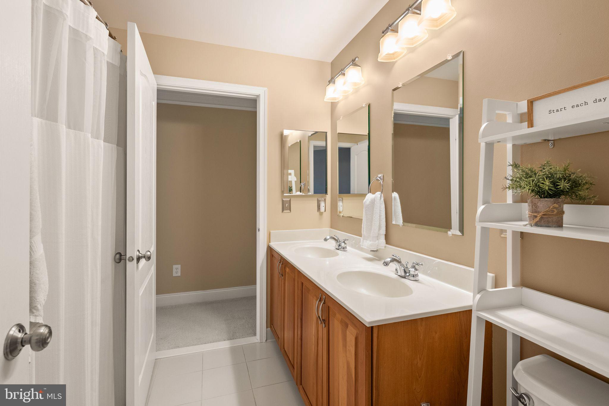 DOMINION VALLEY COUNTRY CLUB - Residential