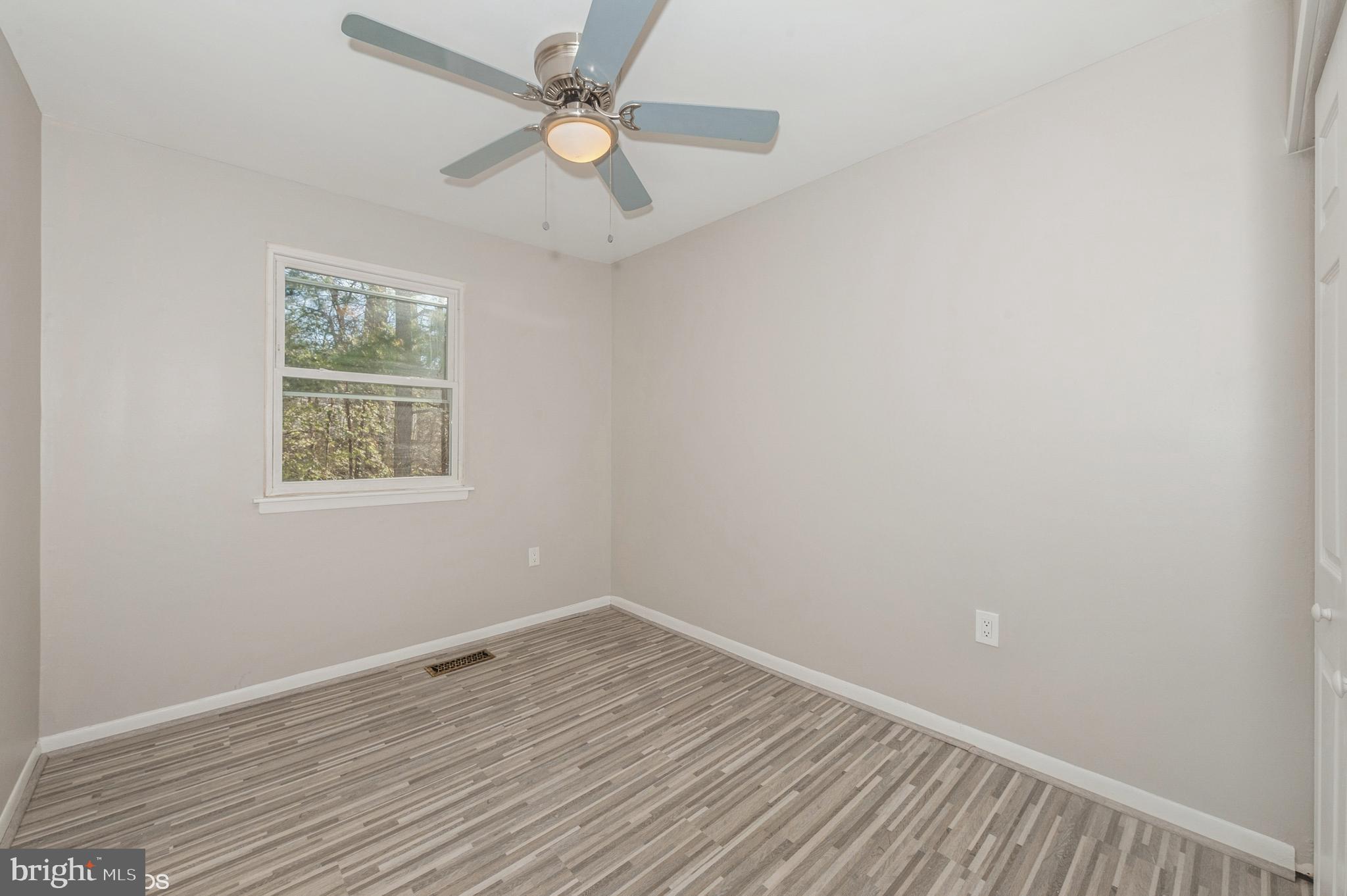 NEWPORT RUN - Residential