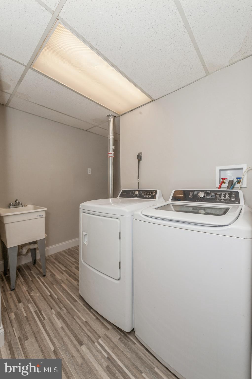 NEWPORT RUN - Residential