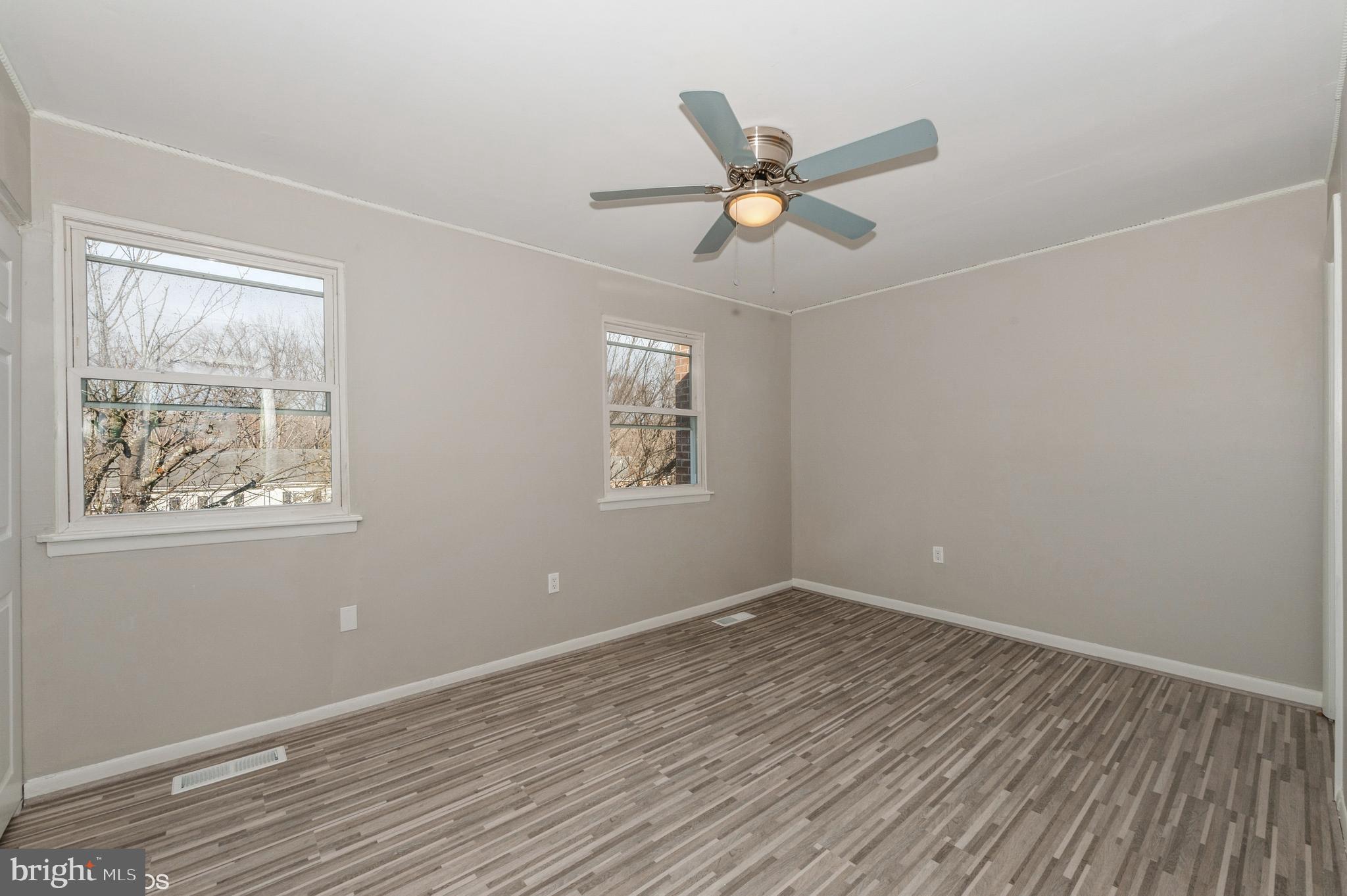 NEWPORT RUN - Residential