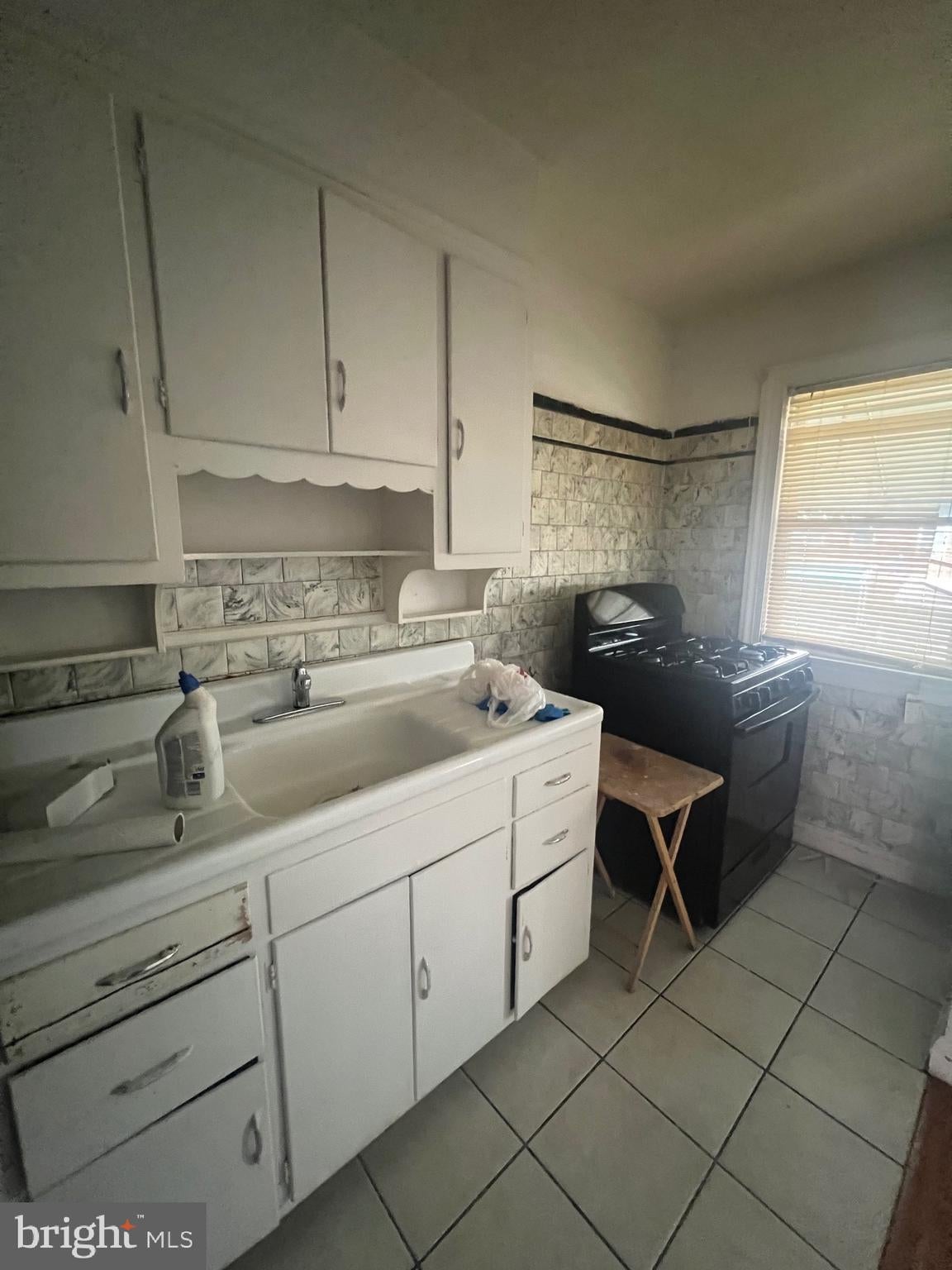2914 KINGSLEY STREET - Photo 4