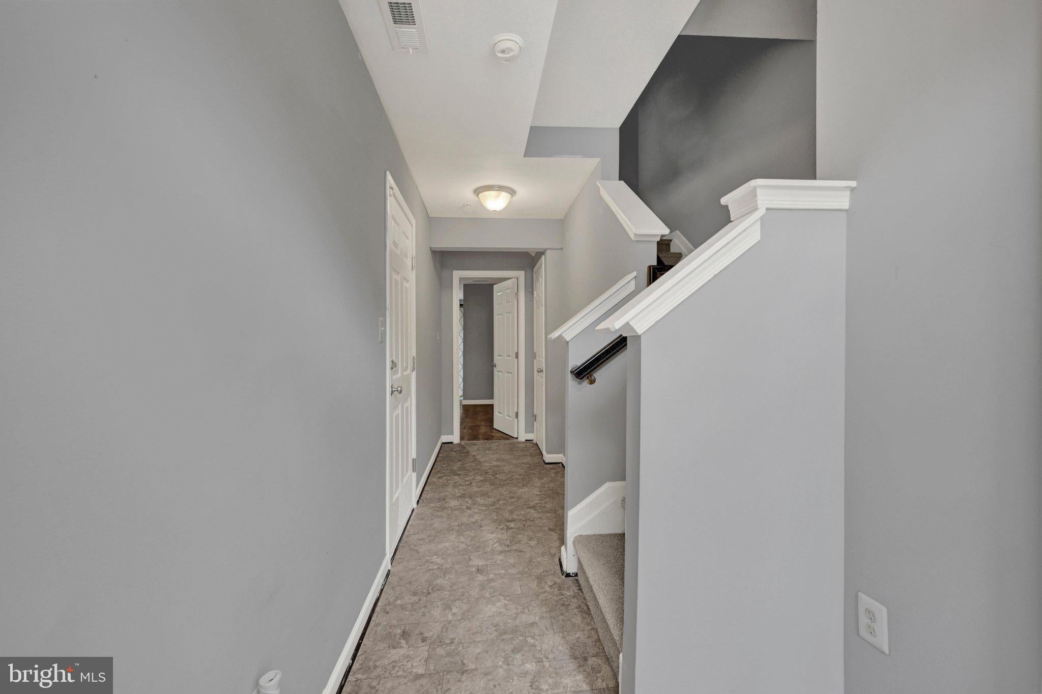 713 ENGLISH IVY WAY