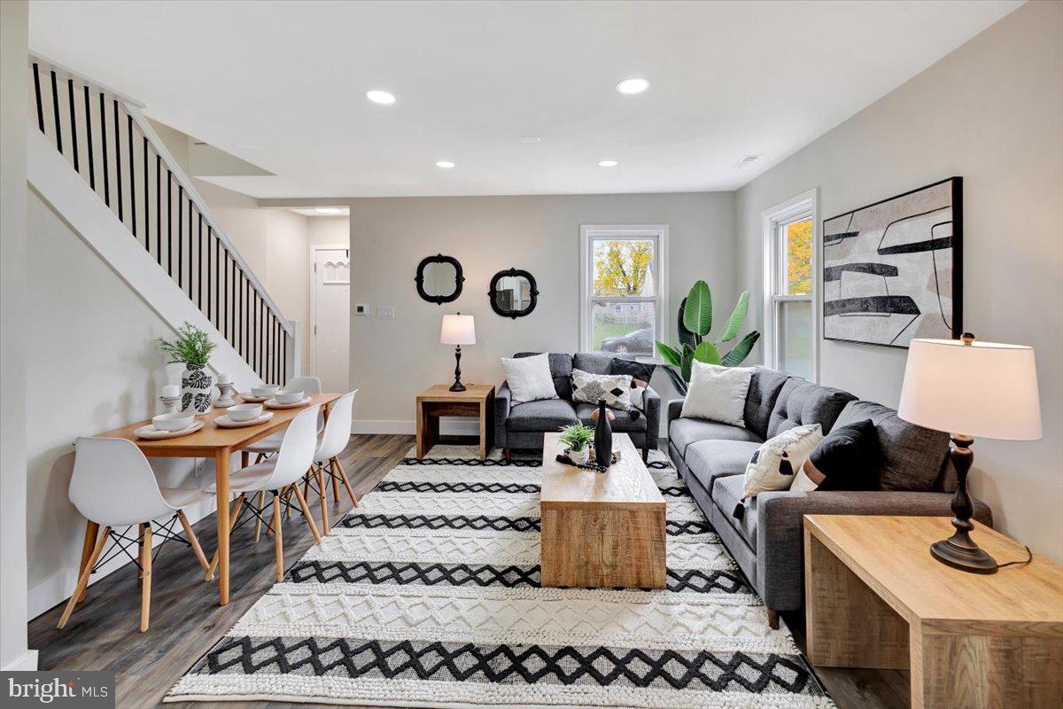 LUTHERVILLE - Residential