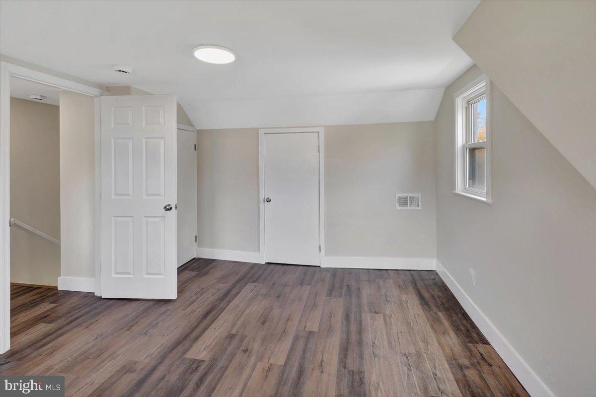 LUTHERVILLE - Residential