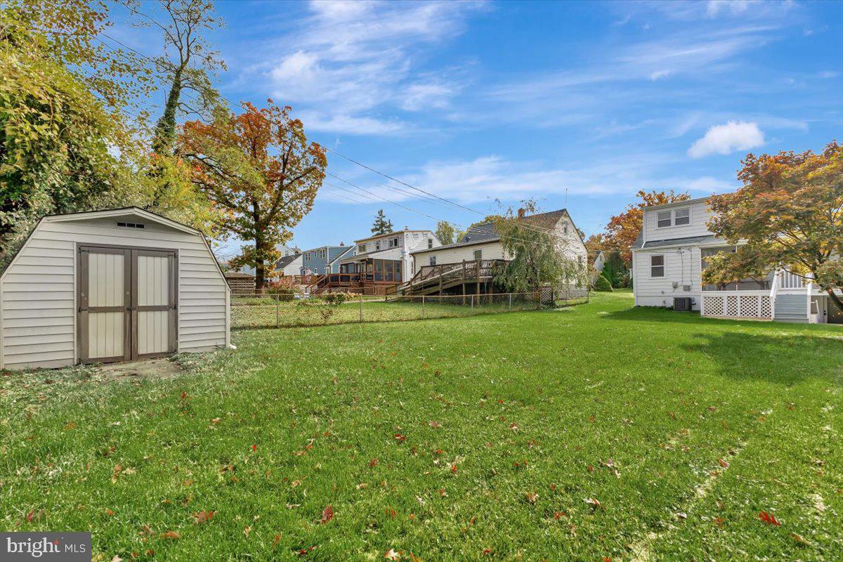 LUTHERVILLE - Residential