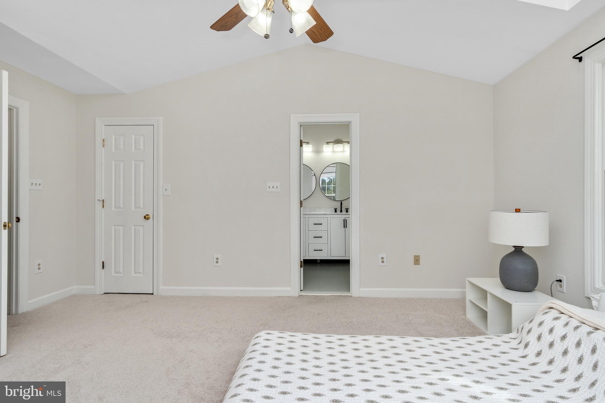 SPRING RIDGE - Residential