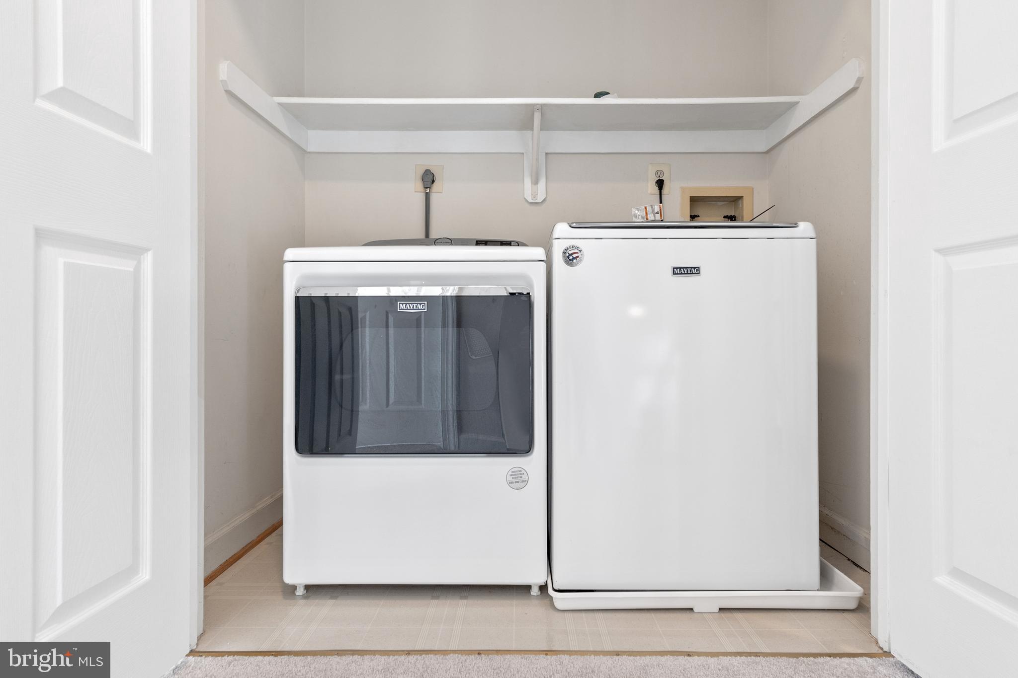 SPRING RIDGE - Residential